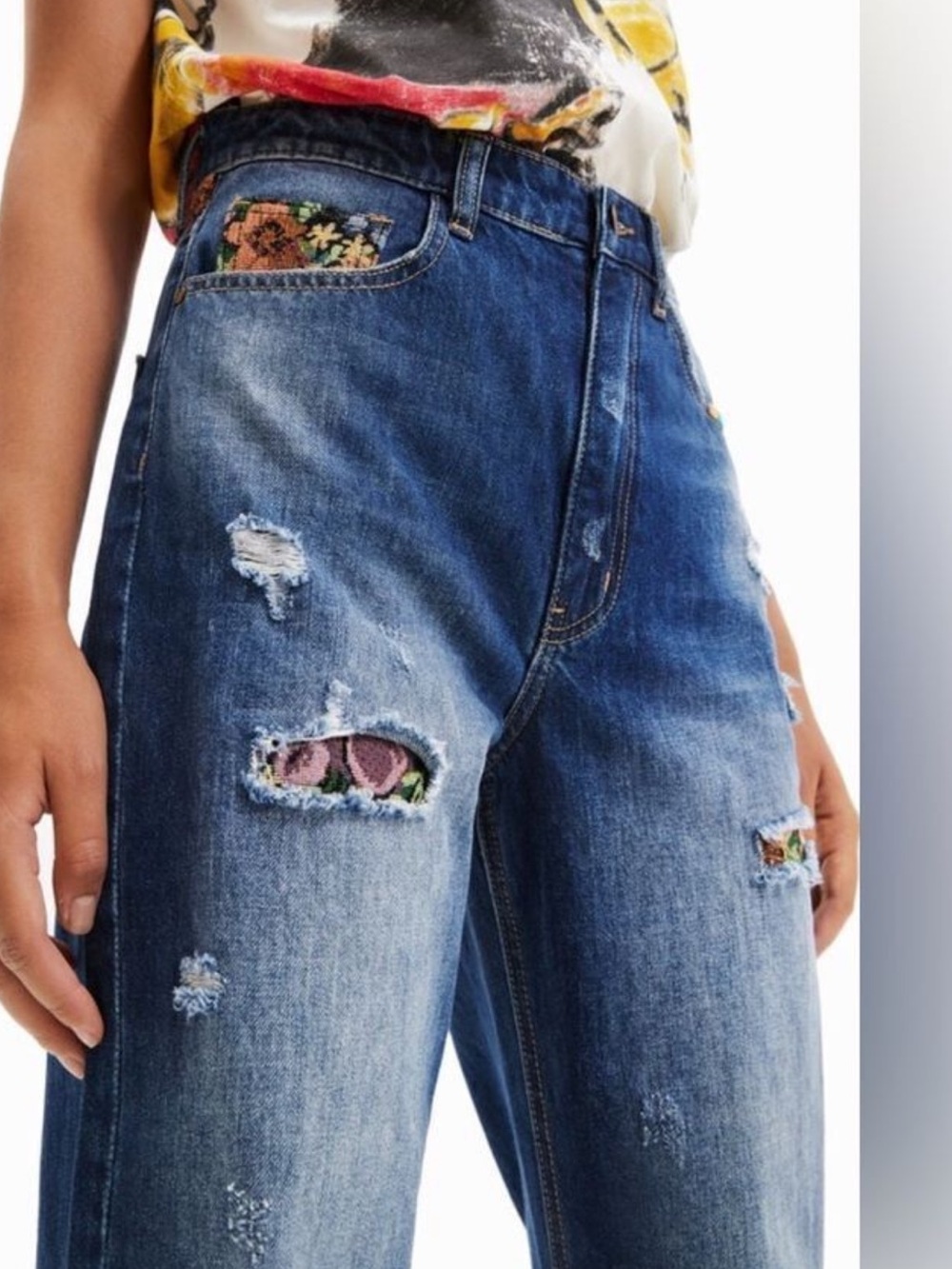 Desigual Women's Distressed Embroidered Patch Blue Jeans